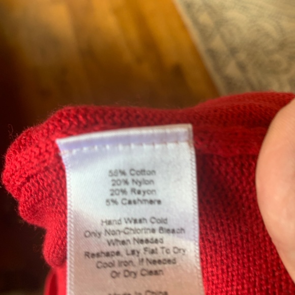 Talbots cotton and cashmere blend embossed argyle sweater. Worn maybe 2x - Picture 4 of 4